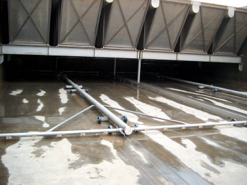 MRI Hoseless Cable-Vac Sludge Collector at an installation